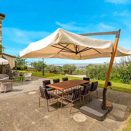 Convento La Perla קררה