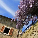 Convento La Perla カッラーラ