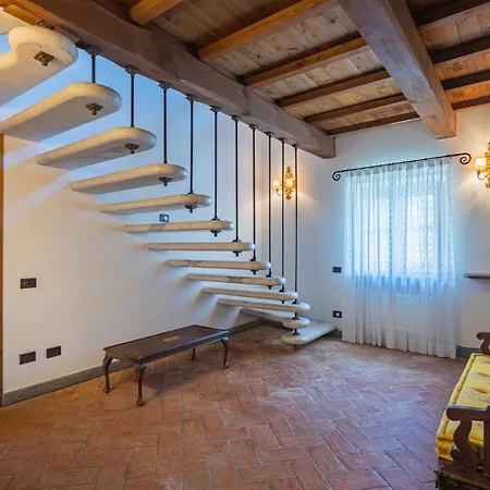 Convento La Perla بيت للعطل كارارا