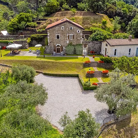 Convento La Perla * كارارا