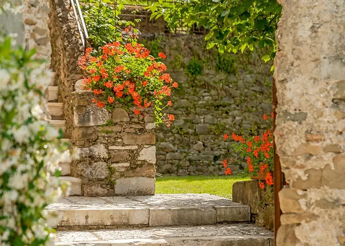 別荘 Convento La Perla カッラーラ